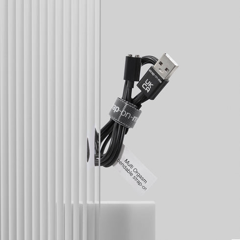 Magnetisches USB-Ladegerät - Vibrierender Strap-On Multi Orgasm