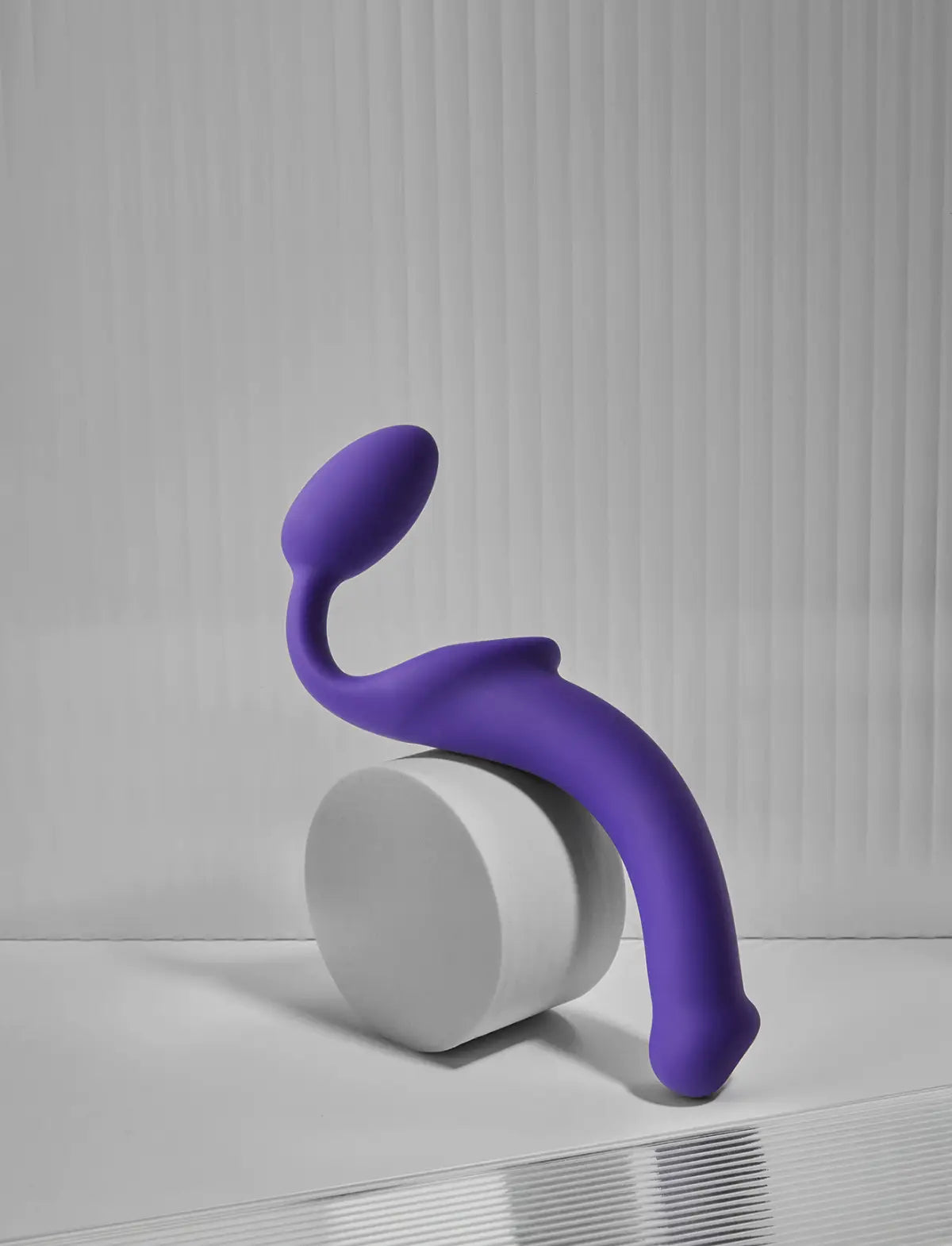 Classic Strap-on-Me strap-on new version in lila with ergonomic design for comfortable and secure wear