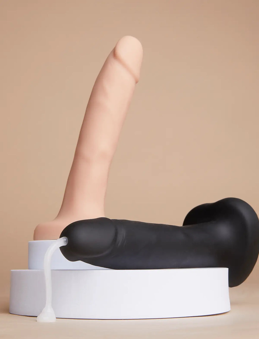 Realistic ejaculating dildo Strap-on-Me in vanilla with lifelike texture and ergonomic design for a realistic and comfortable use