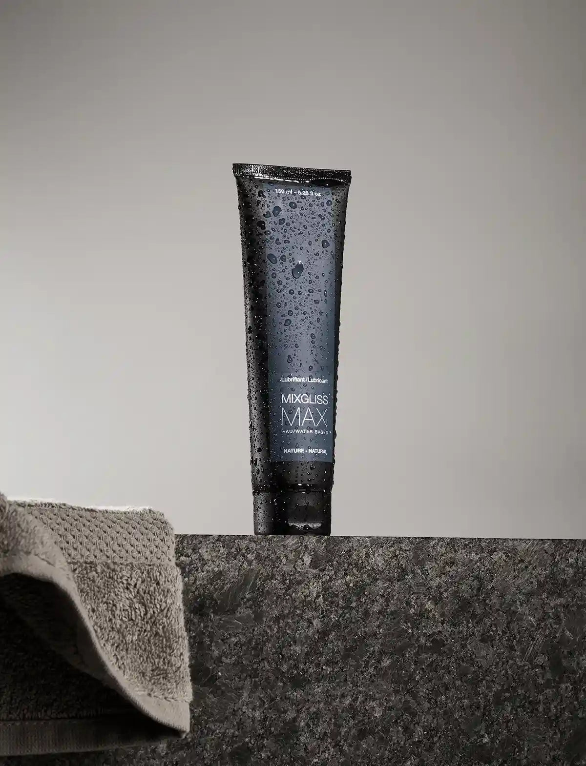 Mixgliss Max lubricant Strap-on-Me 150ml for smooth and comfortable use