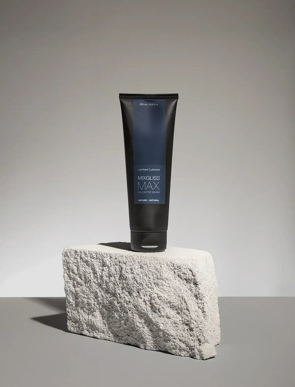 Mixgliss Max lubricant Strap-on-Me 250ml for smooth and comfortable use